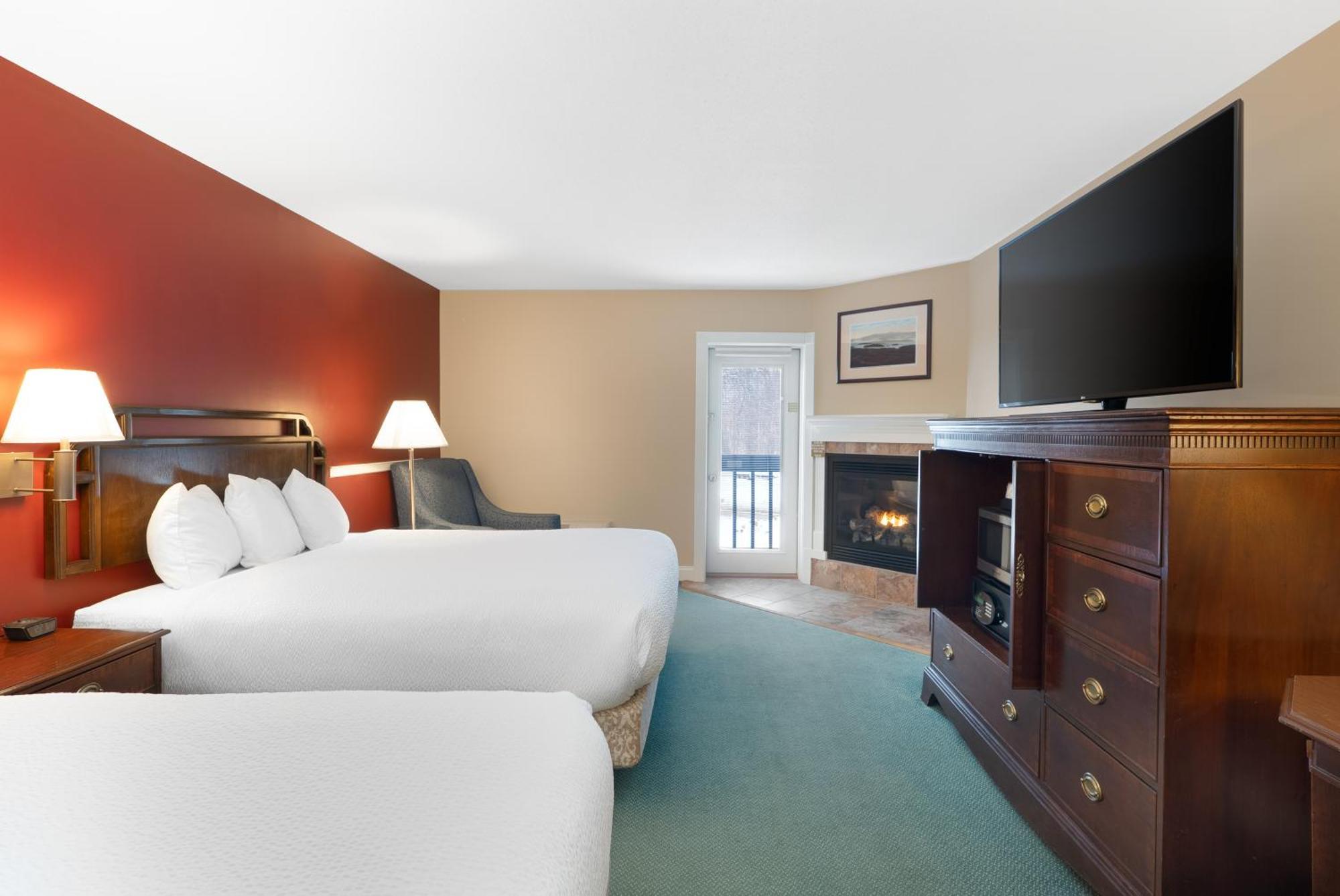 Fireside Inn & Suites Gilford Exterior photo